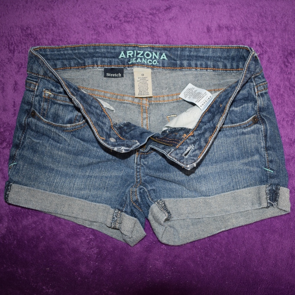 ARIZONA JEAN CO. SHORTS, SIZE 0